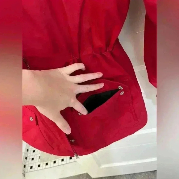 Lands End red puffer winter jacket with pockets & adjustable waist line size S - Picture 5 of 14